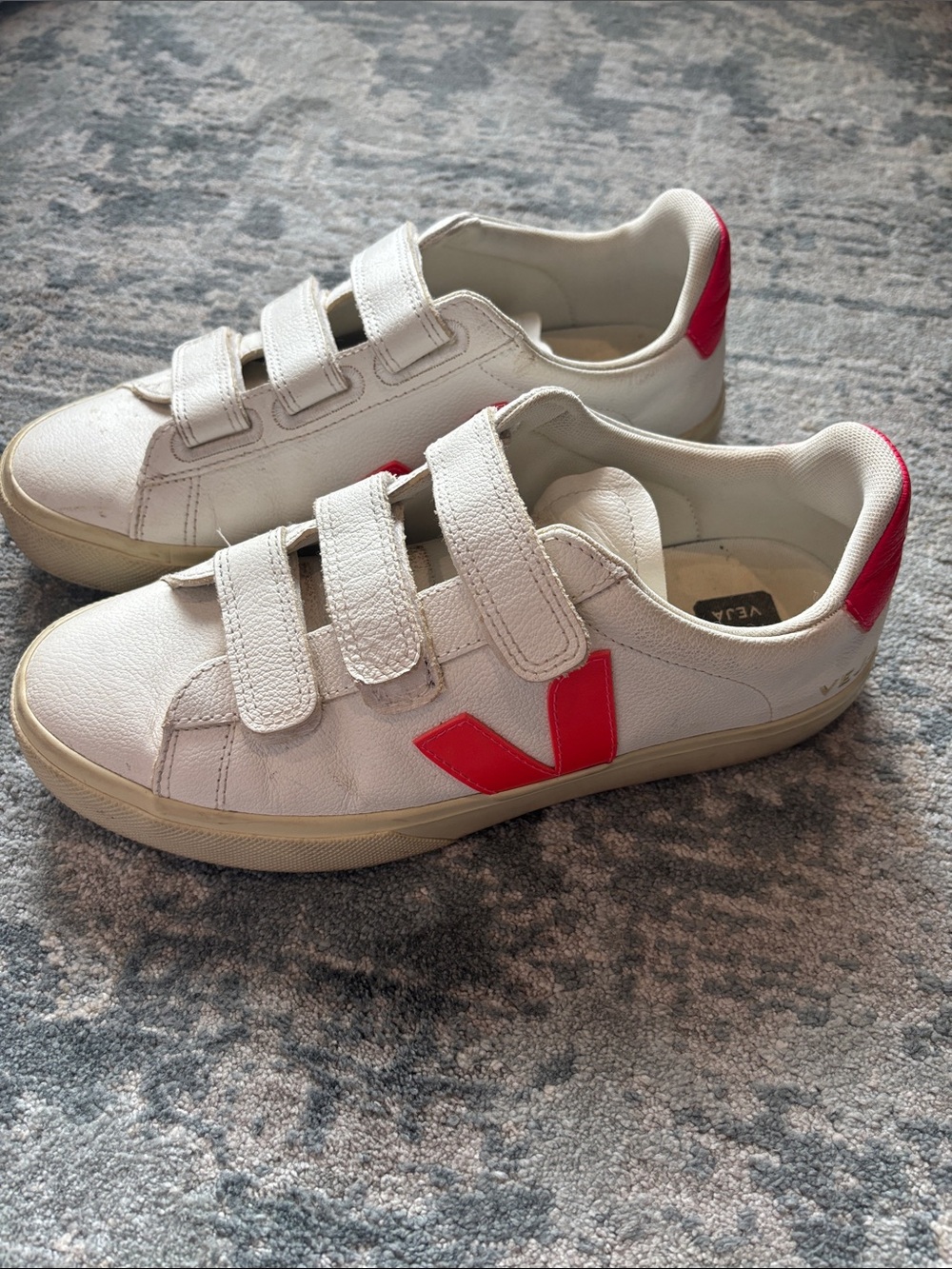 Veja White Leather Sneakers with Pink V and Heel Tab